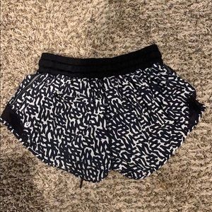 Hotty hot lululemon shorts
